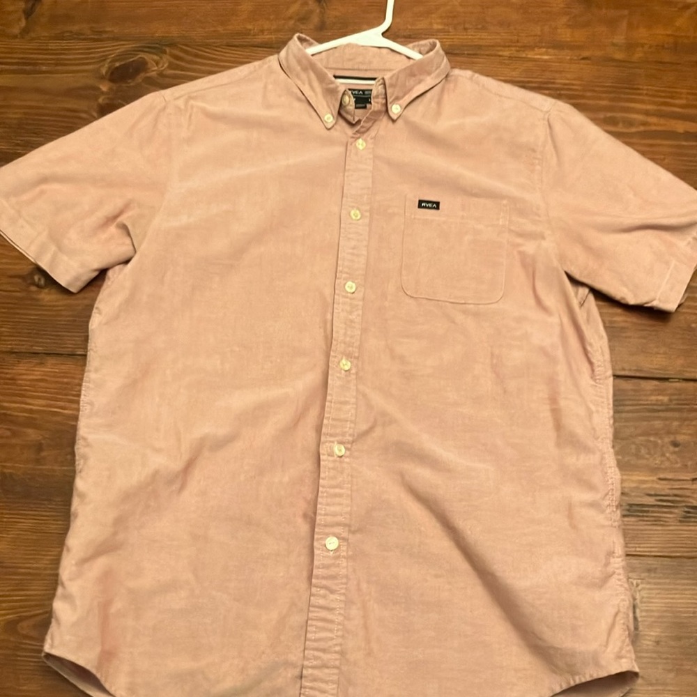 RVCA cotton blend, slim fit Large men’s shirt.